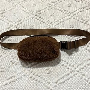 Lululemon belt bag